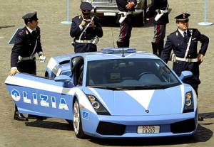 Lamborghini_Gallardo_Italian_Police_Car[1]