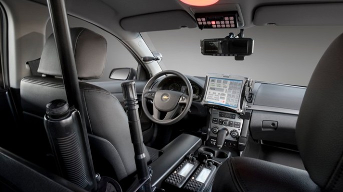 07-caprice-police-press