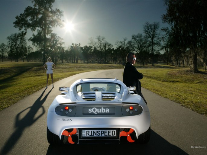 Rinspeed sQuba pe uscat...