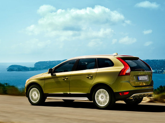 Volvo XC60 la drum, catre sageata!