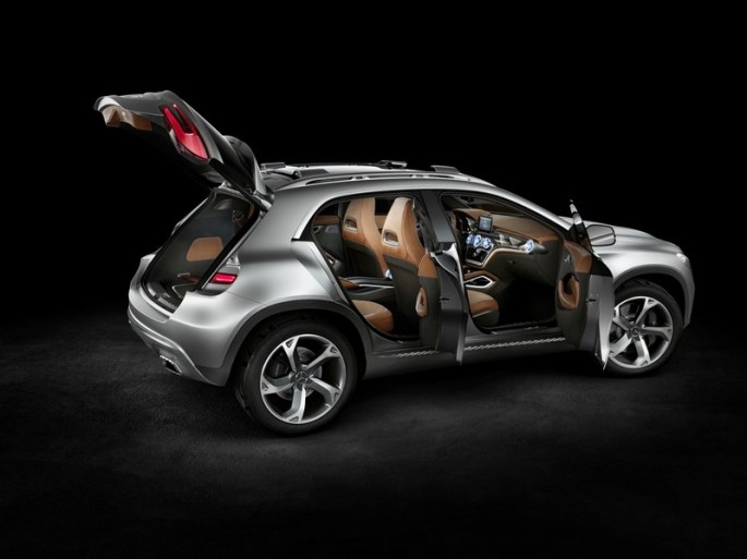 mercedes_benz_gla_concept_razvan_bucsoiu