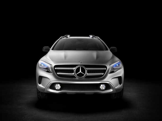 mercedes_benz_gla_concept_razvan_bucsoiu