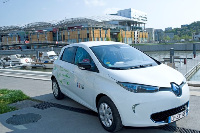 RenaultGroup_46895_global_en