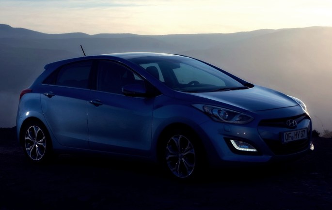 Hyundai_i30_2013_4