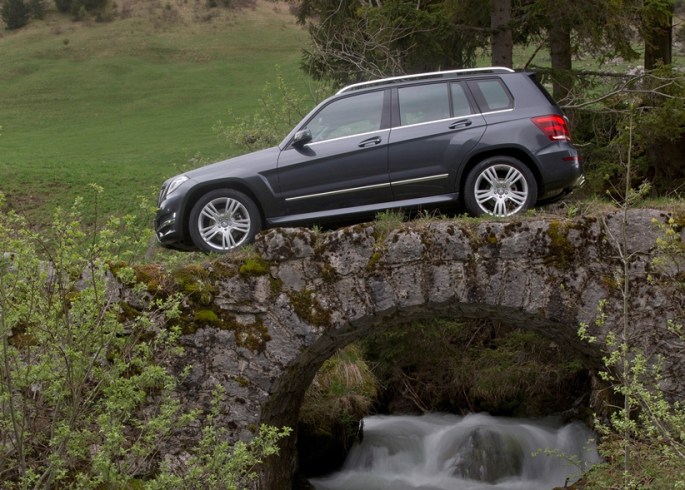 GLK_250_4MATIC_tenoritgrau_schwarz