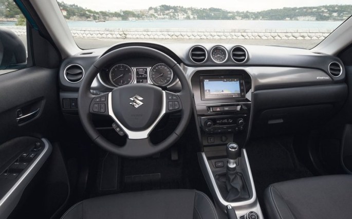 Suzuki-Vitara_2015 4