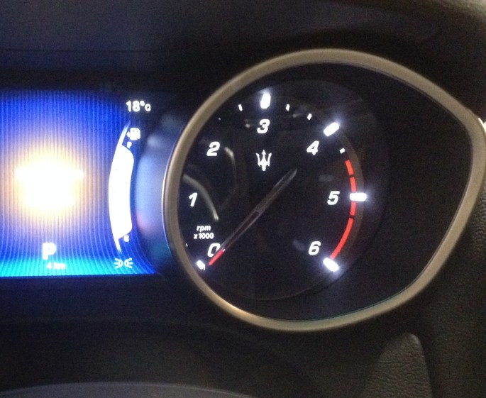 Maserati-Quattroporte_2013_4