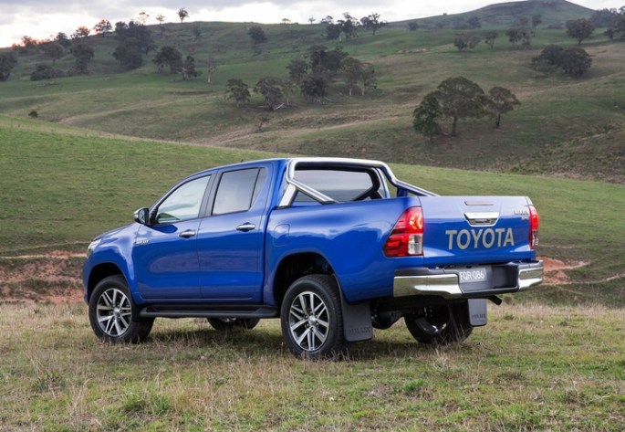 Toyota-HiLux_2016_1