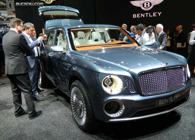 bentley_suv_bucsoiu_1