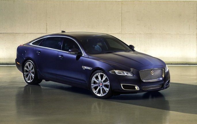 Jaguar-XJ_2016_1