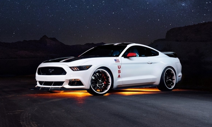 Ford-Mustang_GT_Apollo_Edition_2015_3