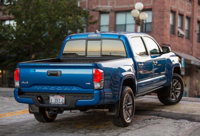 Toyota-Tacoma_3