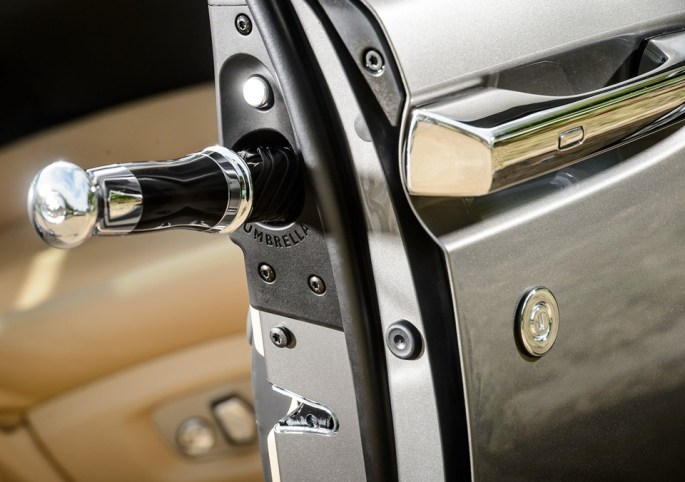 Rolls-Royce-Ghost_Series_II_2015_7