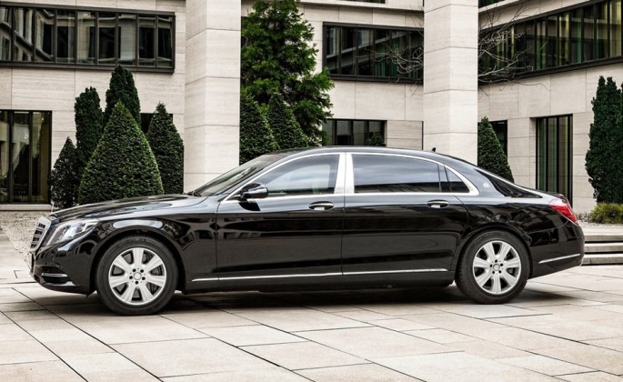 Mercedes-Benz-S600_Maybach_Guard_2016_02