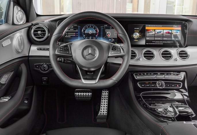 Mercedes-Benz-E43_AMG_4Matic_2